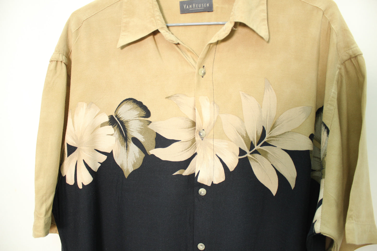 brown Hawaiian