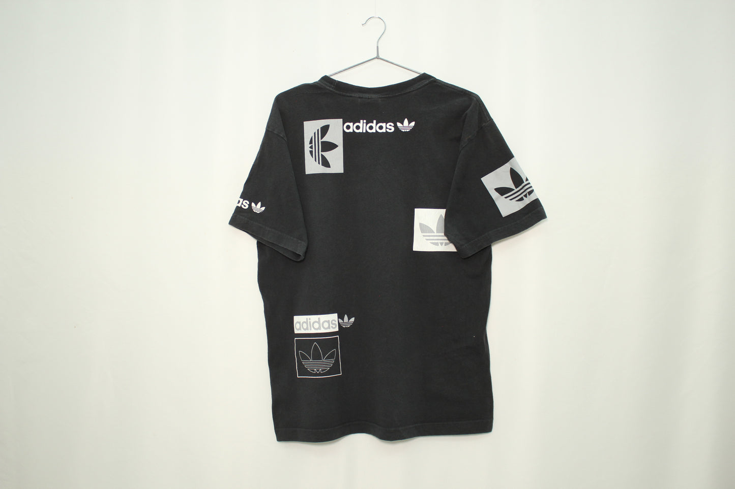 Camiseta Adidas