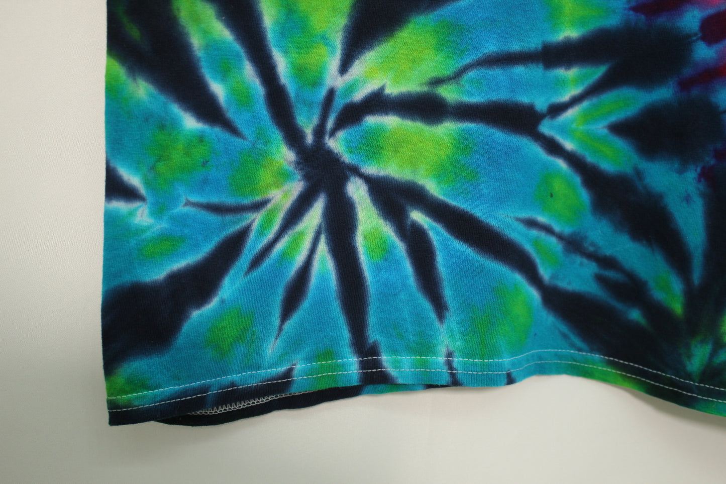 Camiseta tie-dye