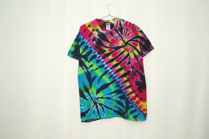 Camiseta tie-dye